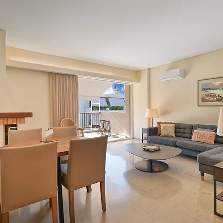 אתונה Penthouse Apartment & Studio Near Glyfada - Free Parking מראה חיצוני תמונה
