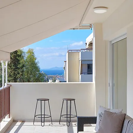אתונה Penthouse Apartment & Studio Near Glyfada - Free Parking מראה חיצוני תמונה