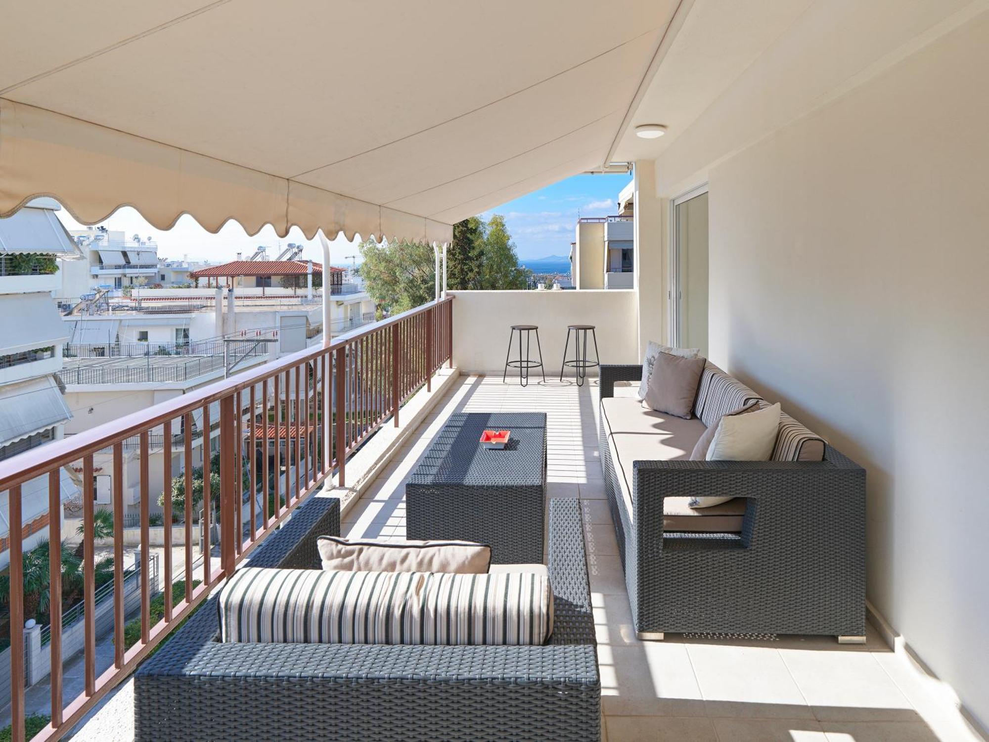 Penthouse & Near Glyfada - Free Parking Apartament *