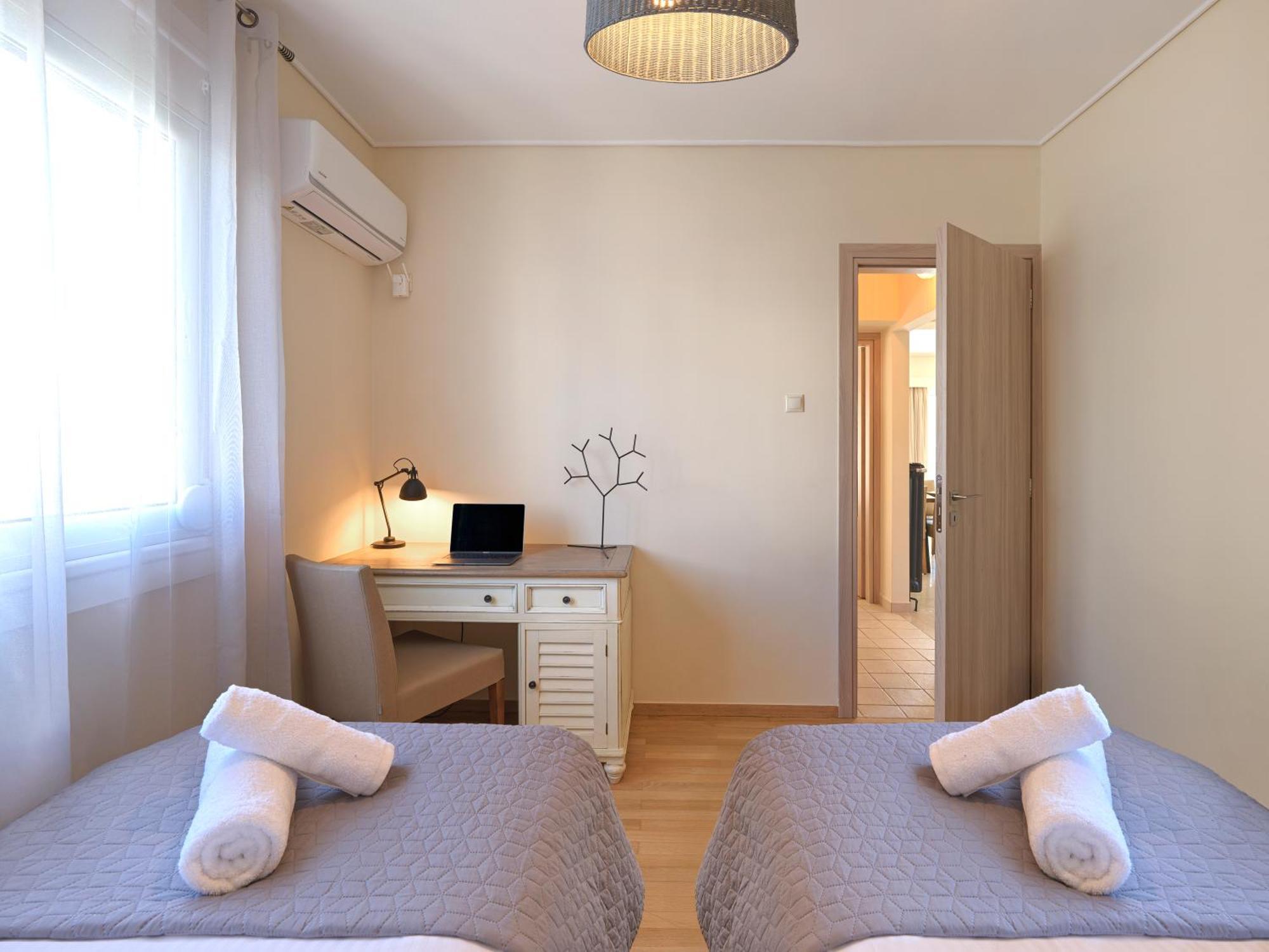 Penthouse & Near Glyfada - Free Parking Apartament *