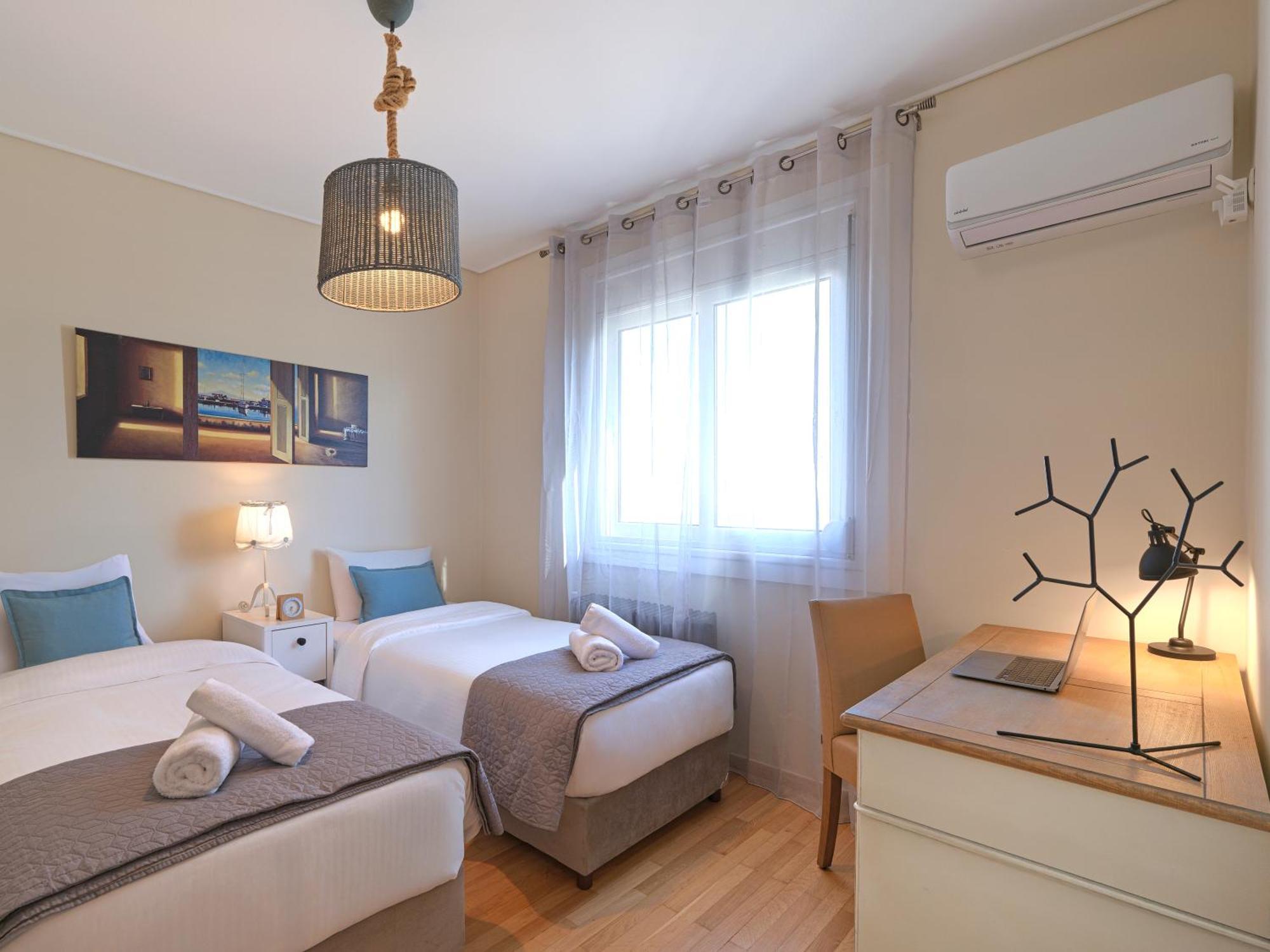 Apartament Penthouse & Near Glyfada - Free Parking